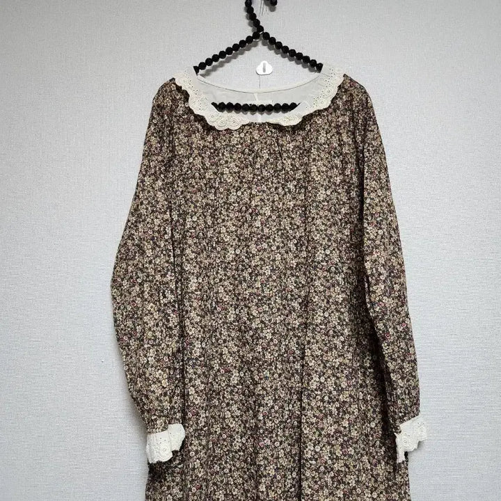 [BUNJANG] Flower Pattern Lace Long Dress / 플라워 패턴 레이스 롱 원피스
