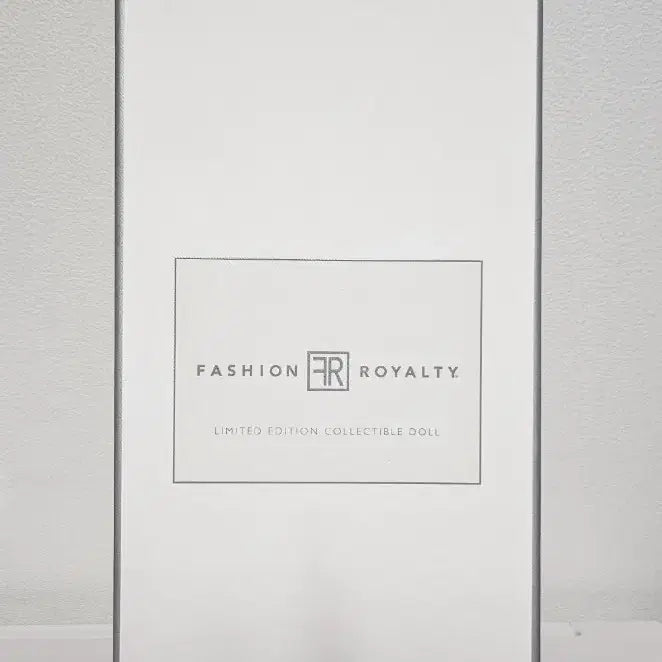 [BUNJANG] Fashion Royalty Aisha Doll Full Set / 패션로얄티 아이샤 개봉 풀세트