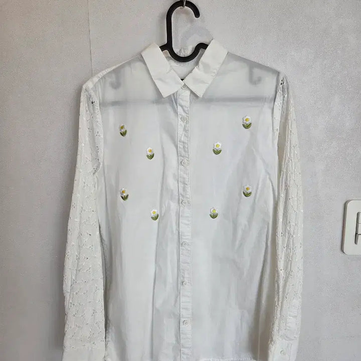 [BUNJANG] Eyelet Embroidered Shirt / 아일렛자 셔츠