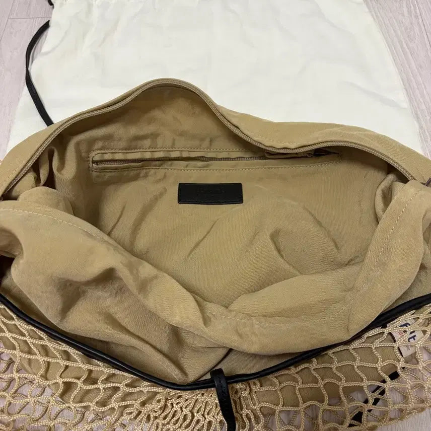 [BUNJANG] Lemaire Croissant Felt Bag Beige / 르메르 크로와상 필트백 베이지
