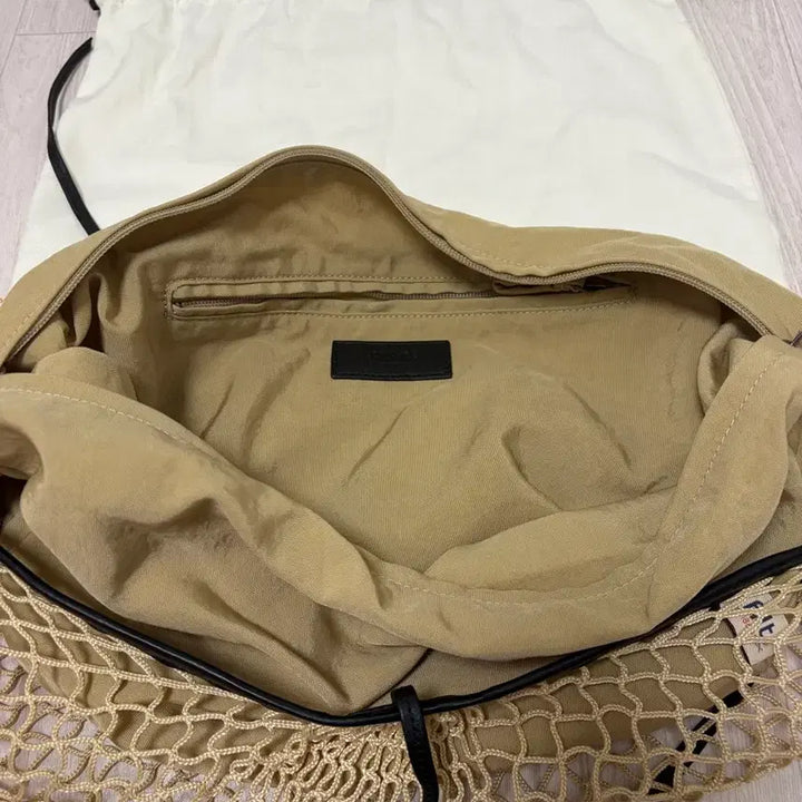[BUNJANG] Lemaire Croissant Felt Bag Beige / 르메르 크로와상 필트백 베이지