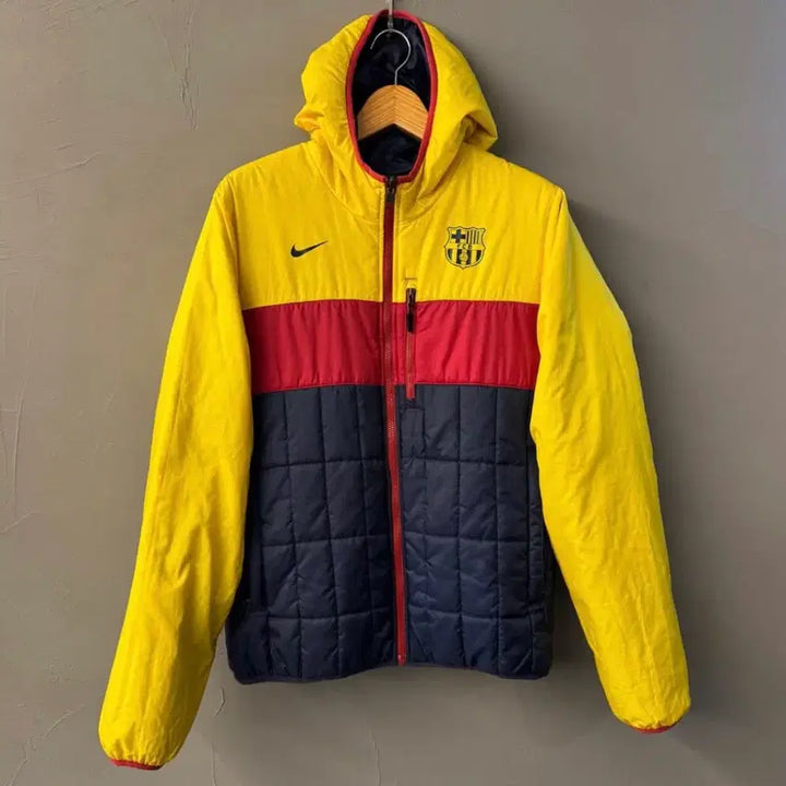 [BUNJANG] Nike Barcelona Reversible Lightweight Padded Jacket M / 나이키 바르셀로나 리버시블 경량패딩 m