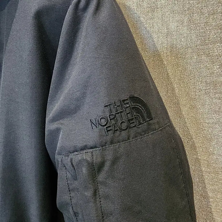 [SOLD OUT] 노스페이스 블랙 후드 패딩 자켓 100 L