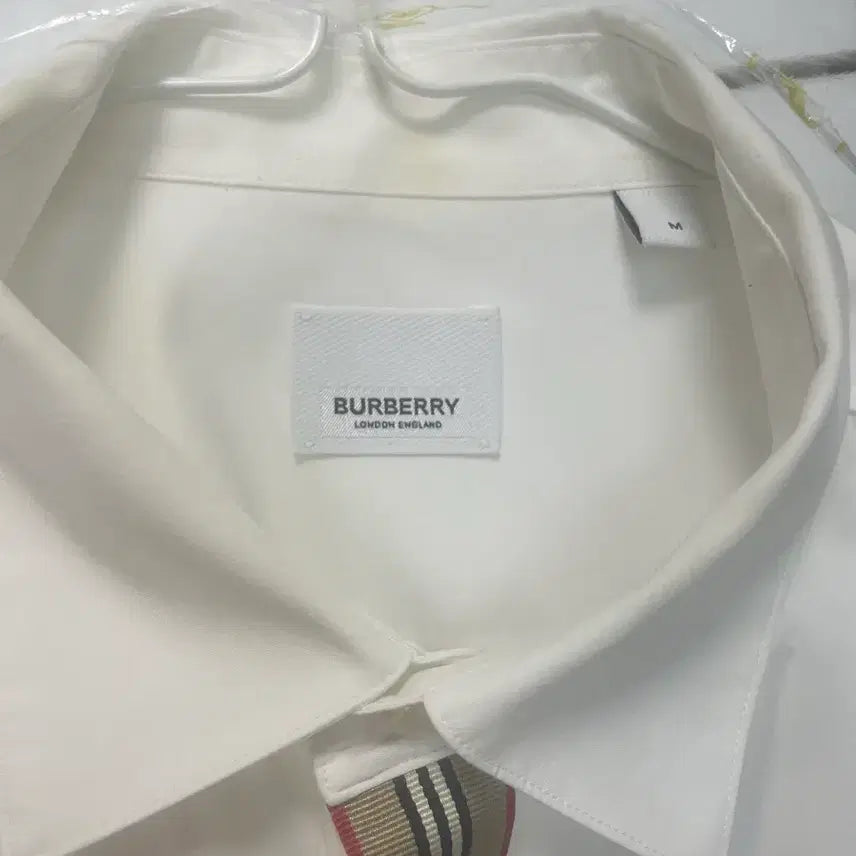 [BUNJANG] Burberry Long Sleeve Shirt / 버버리 긴판셔츠 M사이즈