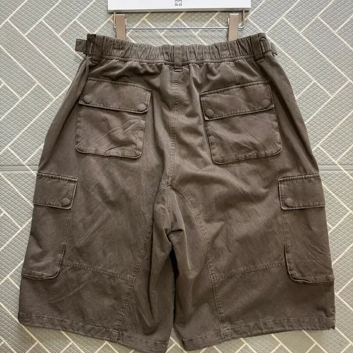 [SOLD OUT] 4) 폴리테루 버뮤다 카고 팬츠 카키