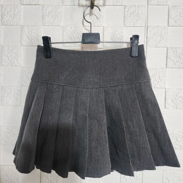 [BUNJANG] Modern Pleated Mini Skirt / 모던한 플리츠 미니스커트 새제품