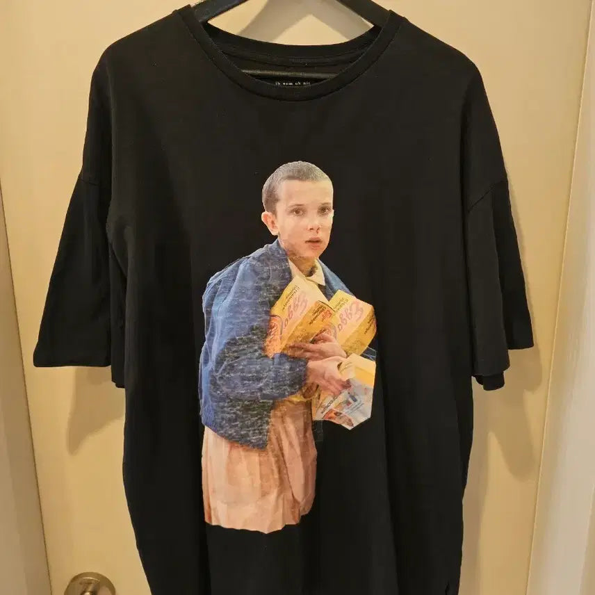 [BUNJANG] ih nom uh nit Stranger Things Eleven T-shirt XXL / [정품] 이놈어닛 ih nom uh nit 기묘한 이야기 일레븐 티셔츠