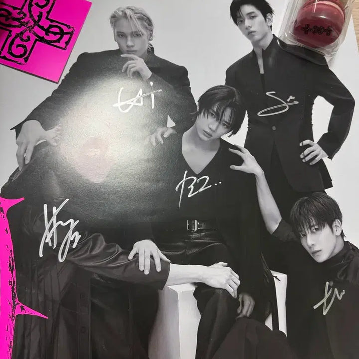 [BUNJANG] TXT Signed Poster / 투바투 친필 사인 포스터, 프리뷰 이벤트 역조공