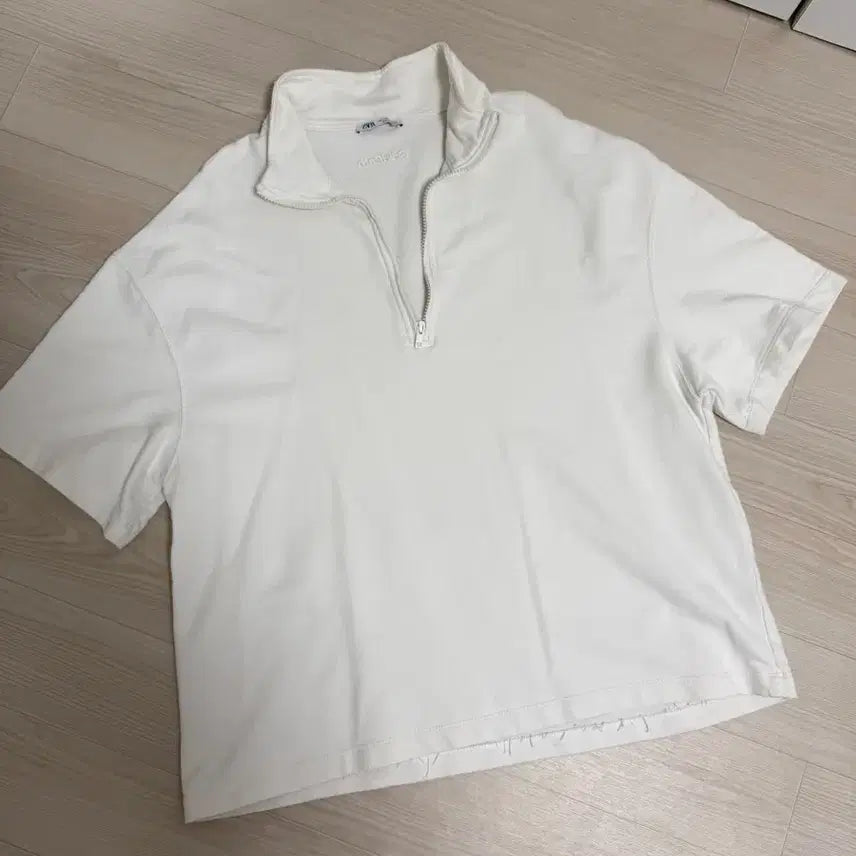 [BUNJANG] ZARA Half-Zip Short-Sleeve T-Shirt XL / 자라 하프집업 반팔 티셔츠 XL