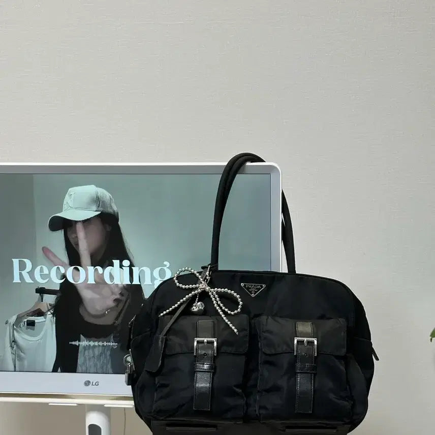 [BUNJANG] Prada Bowling Bag Nylon Tote Shoulder Bag / 프라다 볼링백 바게트백 토트백 숄더백 나일론 포코노 y2k