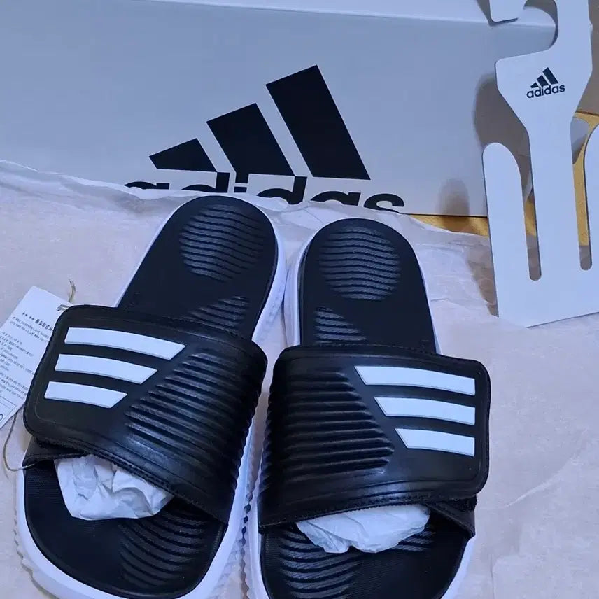 [SOLD OUT] 아디다스 슬리퍼 알파바운스슬라이드(새상품285)