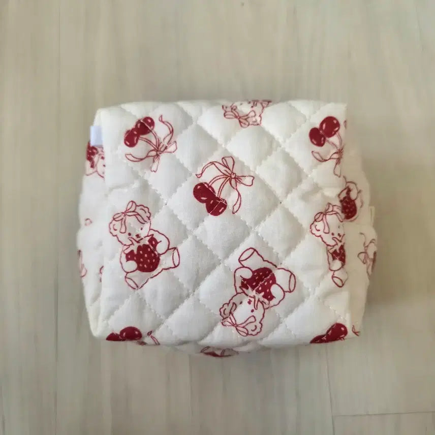 [SOLD OUT] 체리 곰돌이 큐브 파우치 (쟁잉님)