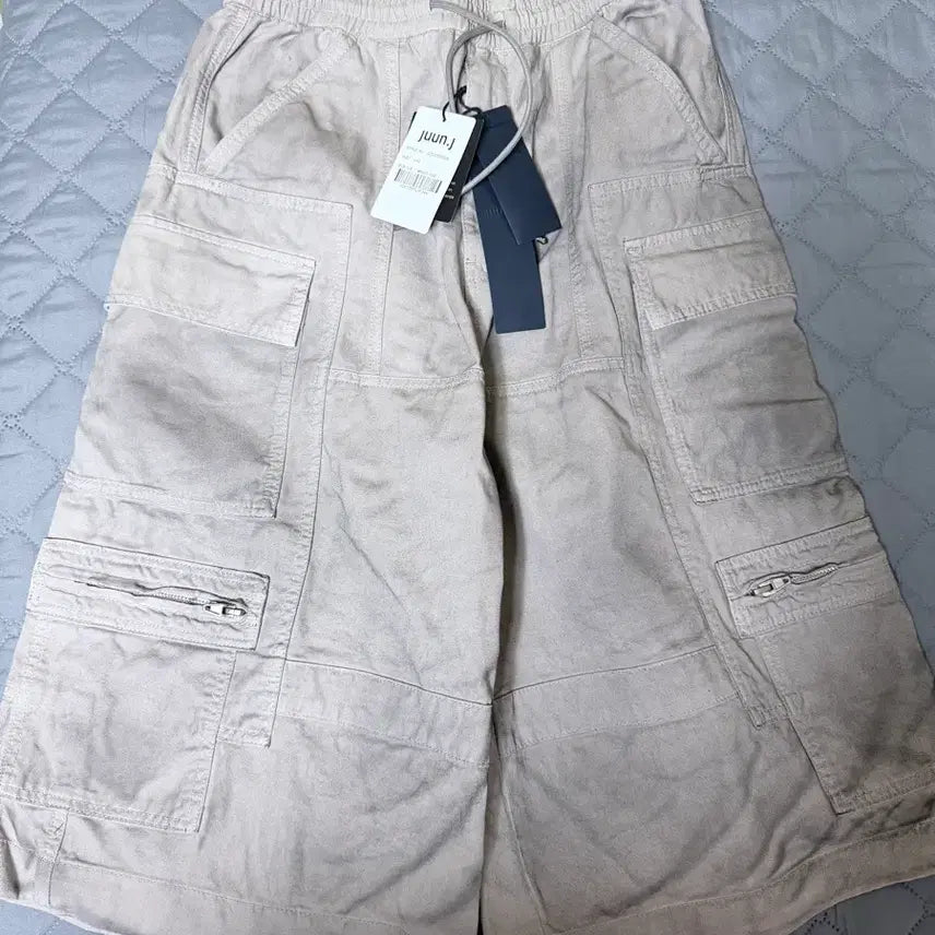 [BUNJANG] JUUN.J Painted Cargo Bermuda Shorts / 준지 페인티드 카고 버뮤다 / 44