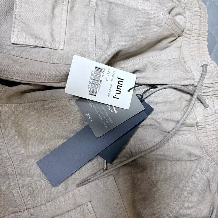 [BUNJANG] JUUN.J Painted Cargo Bermuda Shorts / 준지 페인티드 카고 버뮤다 / 44
