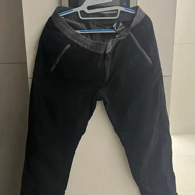 [BUNJANG] Uniqlo 3-Piece Winter Cargo Pants Set / 유니클로 겨울바지 3종