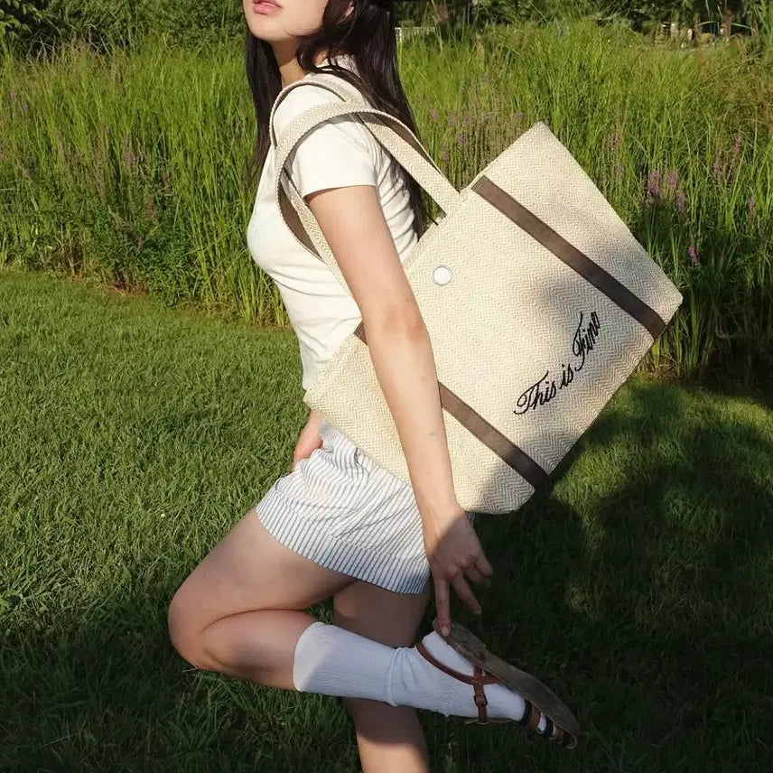 [BUNJANG] ThisisFine Picnic Bag / 디스이즈파인 라탄백