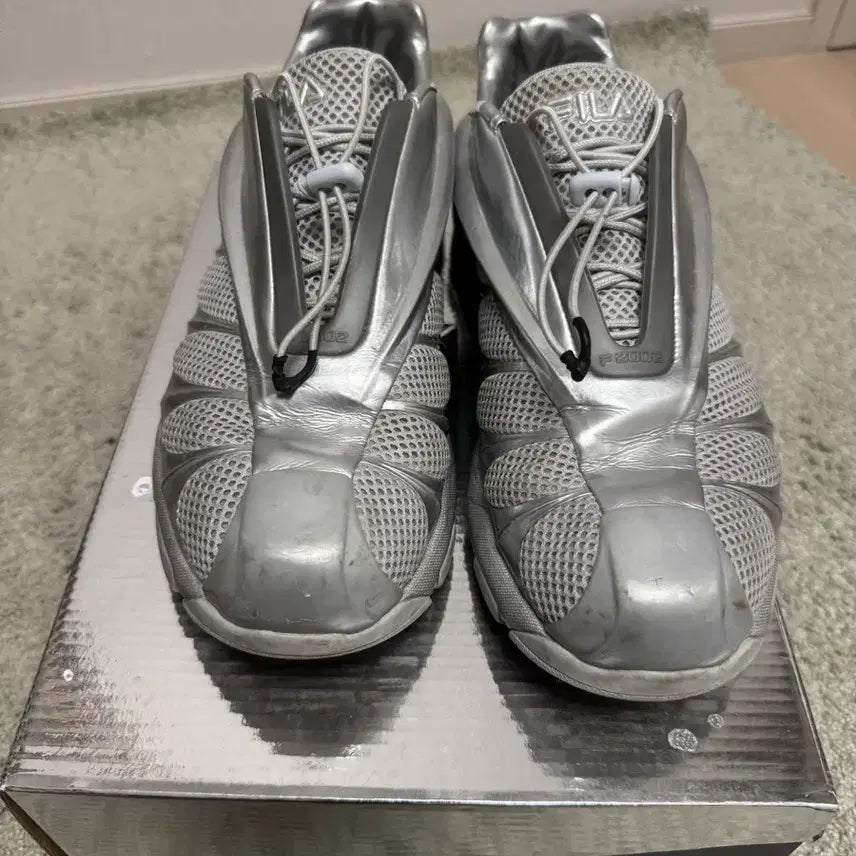 [BUNJANG] THUGCLUB x Fila Collaboration Sneakers (280mm) / 떠그클럽x휠라 콜라보 280