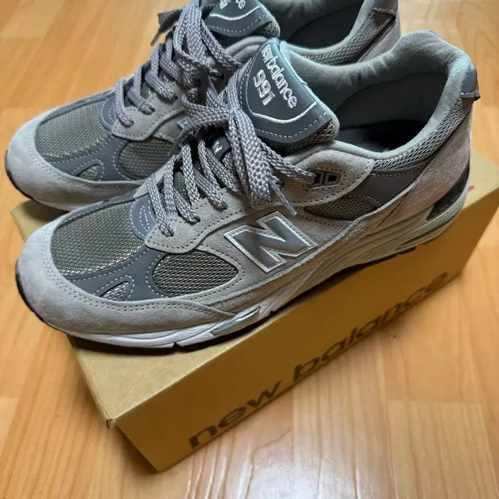 [SOLD OUT] 뉴발란스 991 265 새제품