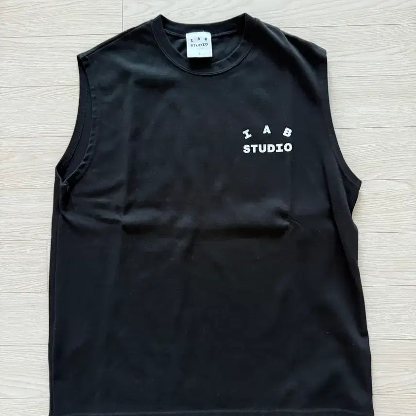 [SOLD OUT] 아이앱 스튜디오 슬리브리스 블랙
