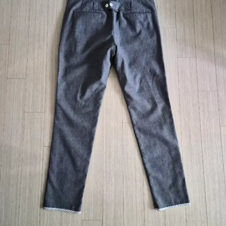[BUNJANG] Moncler Grey Trousers / 몽클레어 그레이 바지