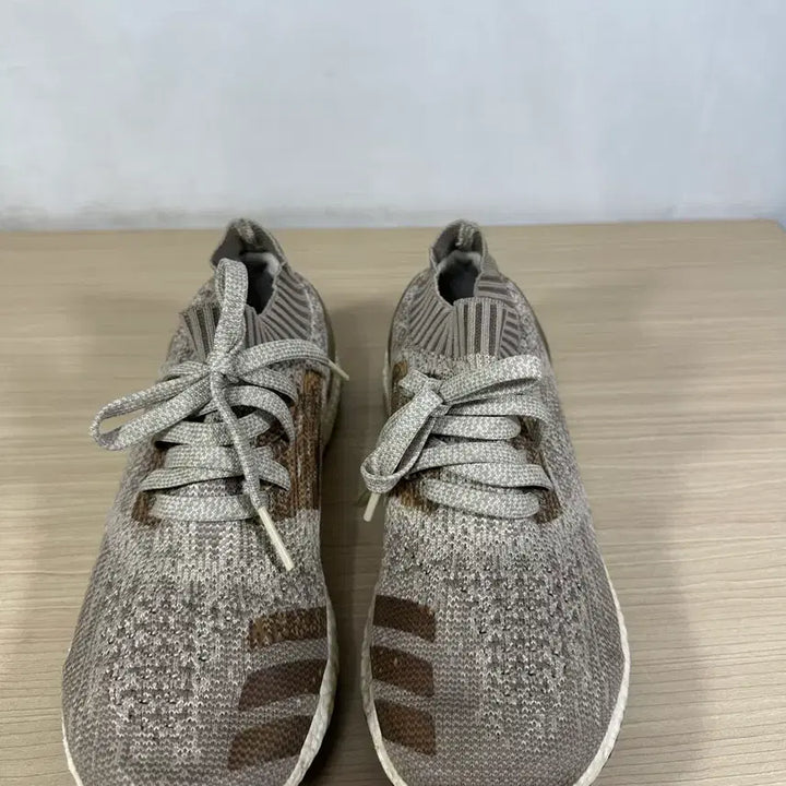 [BUNJANG] Adidas Ultraboost Grey Sneakers 260 / 아디다스 울트라부스트 회색 운동화 260
