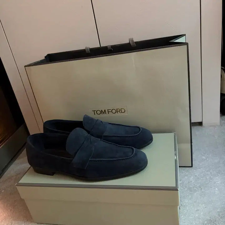 [BUNJANG] Tom Ford Suede Loafers Dark Navy Size 8 / 톰포드 스웨이드 로퍼 새제품 다크네이비 8 사이즈
