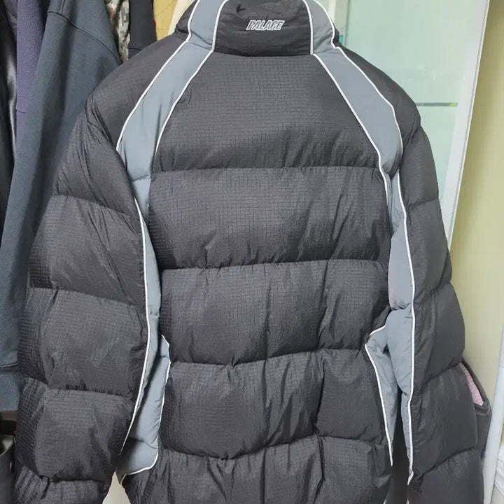 [BUNJANG] Palace Puffer Padding Grey XL / 팔라스 푸퍼 패딩 그레이 xl