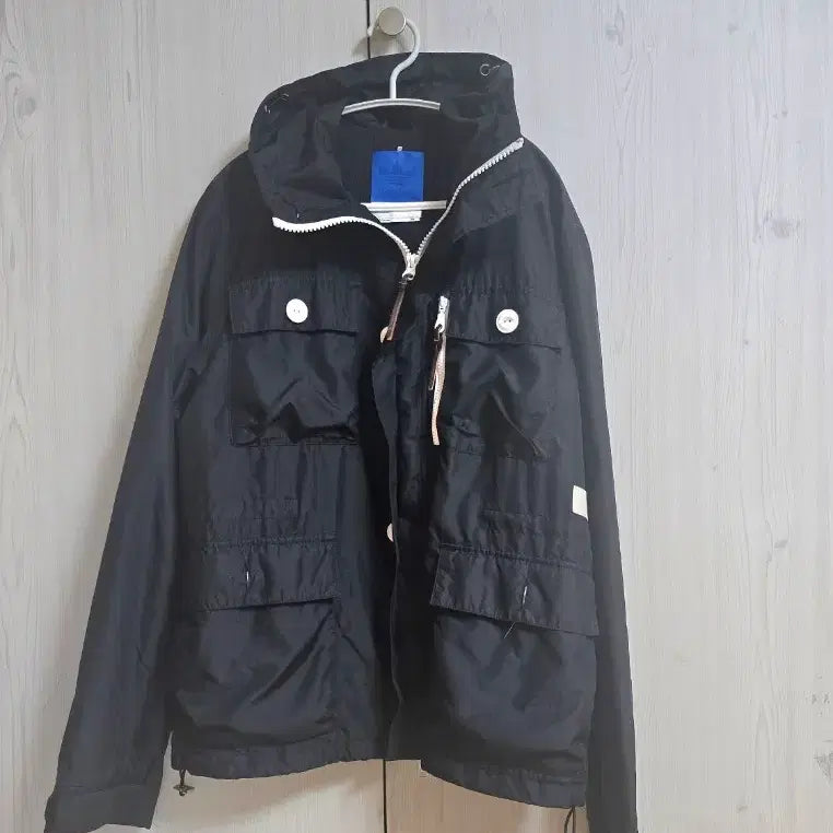 [BUNJANG] Adidas Hooded Jacket Black Windbreaker Size 100 / 아디다스 후드 자켓 블랙 바람막이100