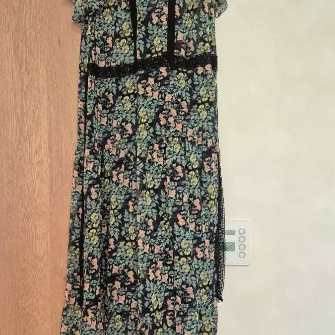[SOLD OUT] 써스데이아일랜드 원피스