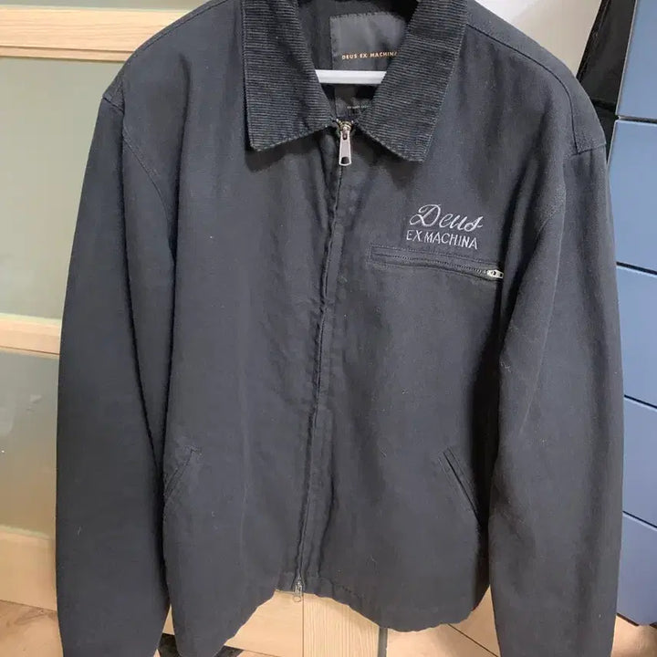 [BUNJANG] Deus Ex Machina Address Workwear Jacket Black / 데우스 엑스 마키나 어드레스 워크웨어 자켓 블랙
