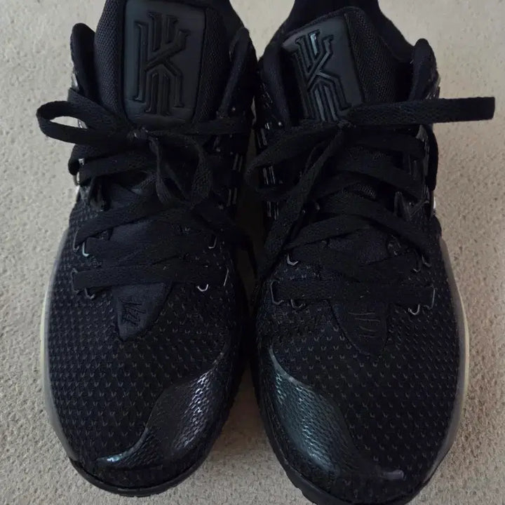[BUNJANG] Nike Kyrie Low 2 Basketball Shoes / 나이키 카이리 로우2 농구화 블랙
