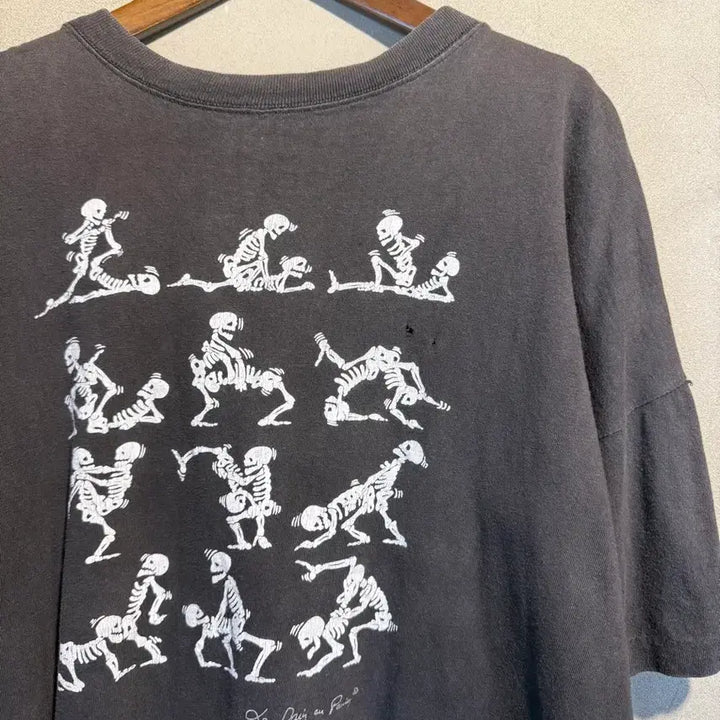 [BUNJANG] 90s Skeleton Kamasutra T-Shirt 2XL / 90s 스켈레톤 카마수트라 티셔츠 2XL