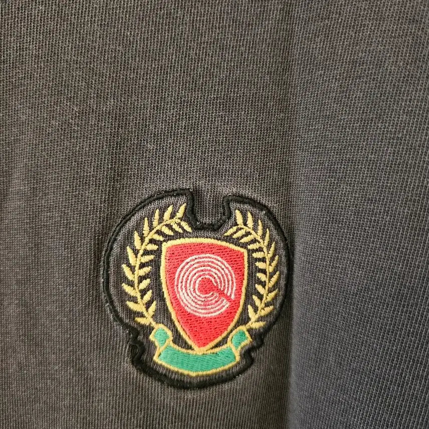 [BUNJANG] Yeezy Season 5 Calabasas Patch Logo Oversized T-Shirt / [정품] Yeezy 이지 시즌5 칼라바사스 패치 로고 오버핏 반팔 티셔츠