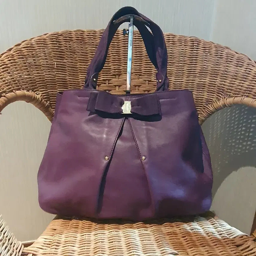 [BUNJANG] Salvatore Ferragamo Leather Ribbon Tote Bag / 정품 ㅡ페라가모 ㅡ가죽.리본토트백