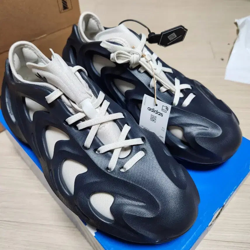 [BUNJANG] Adidas Adifom Q 250 / [새제품] 아디다스 아디폼Q 250