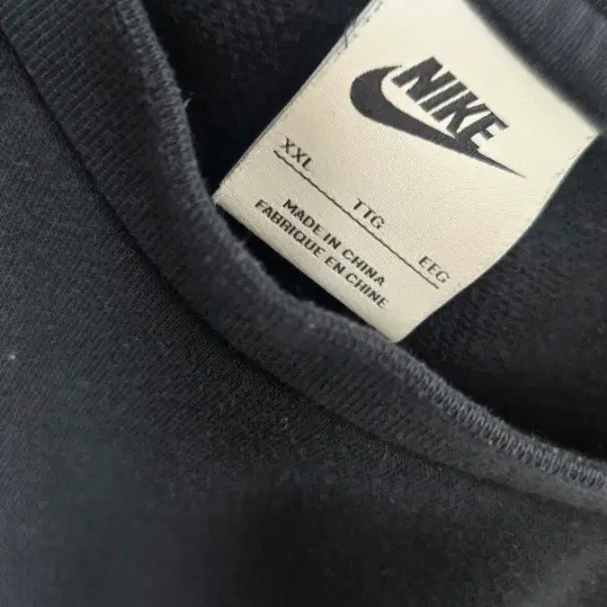[BUNJANG] Nike Big Swoosh Sweatshirt - Black / 나이키 빅 스우시 맨투맨 블랙 110