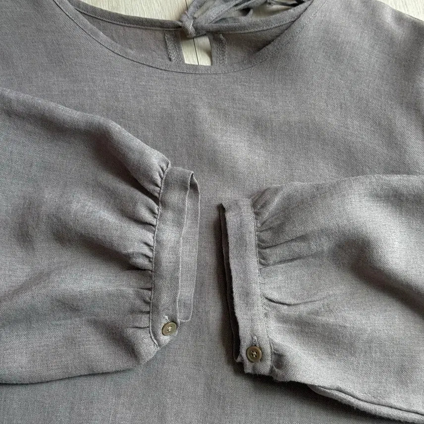 [BUNJANG] Beige Puff Sleeve Ribbon Blouse / 퍼프소매 리본 베이지 블라우스 FREE 판매합니다.