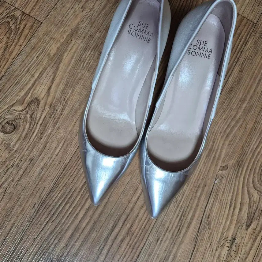 [BUNJANG] SUECOMMA BONNIE Silver/White Pumps - Size 230 / 슈콤마보니 실버/화이트 펌프스 230