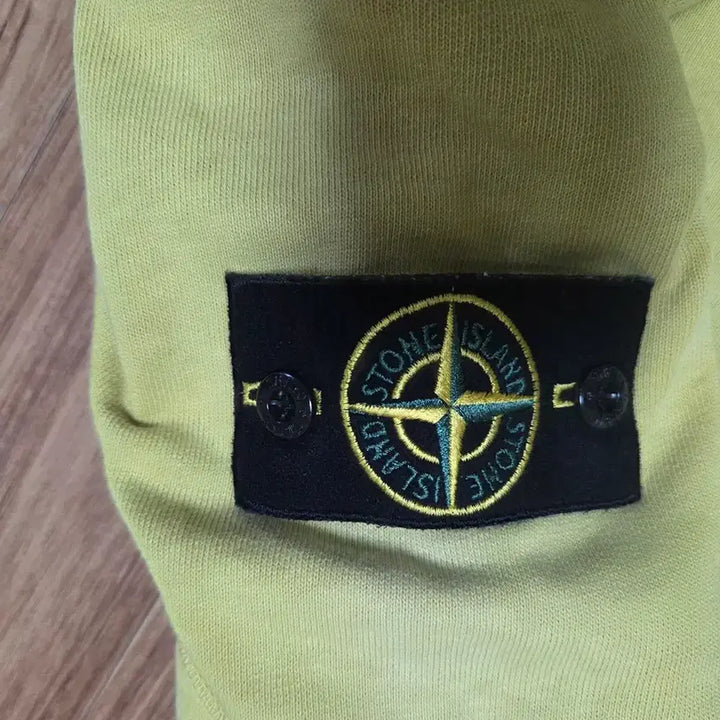 [BUNJANG] Stone Island Lime Sweatshirt L / 스톤아일랜드 라임 맨투맨 L 정품