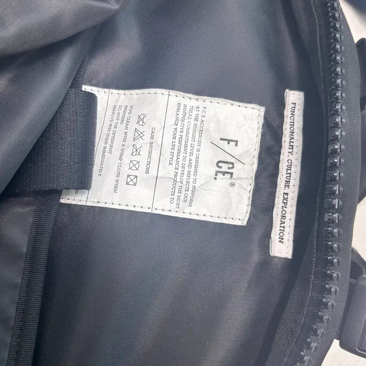[BUNJANG] F/CE Travel Backpack Black / F/CE 트래블 백팩 블랙 저렴하게 판매합니다.!