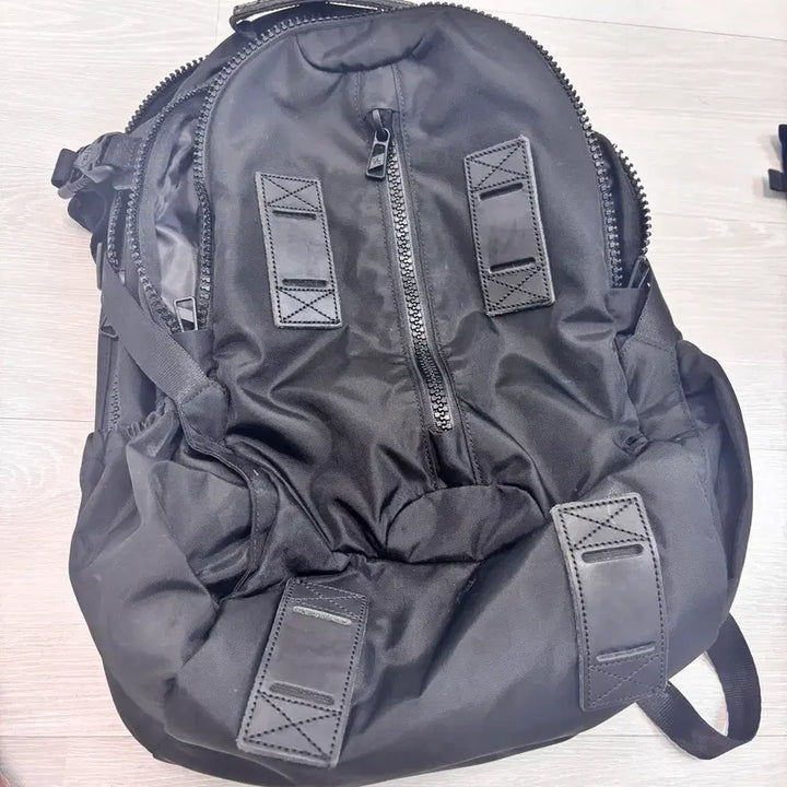[BUNJANG] F/CE Travel Backpack Black / F/CE 트래블 백팩 블랙 저렴하게 판매합니다.!