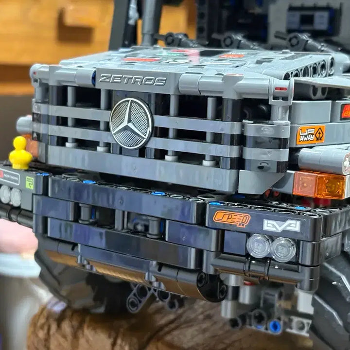 [SOLD OUT] (완성품)레고 테크닉 벤츠 Zetros 트럭 42129