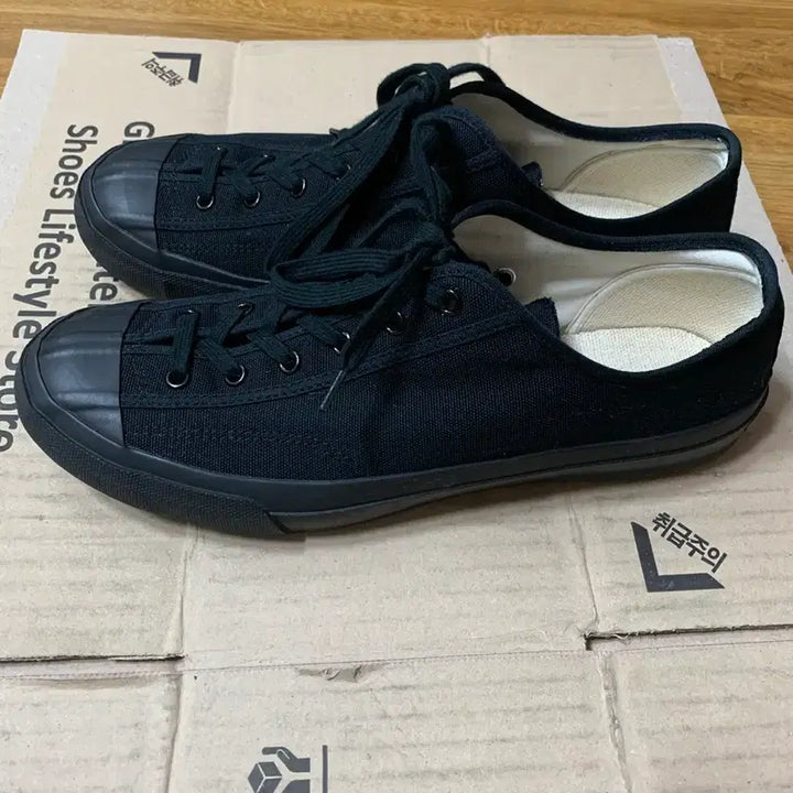 [BUNJANG] Moonstar Jim Classic Black Mono 270 / 문스타 짐클래식 블랙모노 270