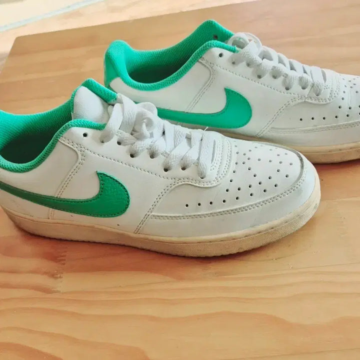 [BUNJANG] Nike Court Vision Low White/Green US 7 / 나이키 코트 비전 로우 흰/녹 250mm