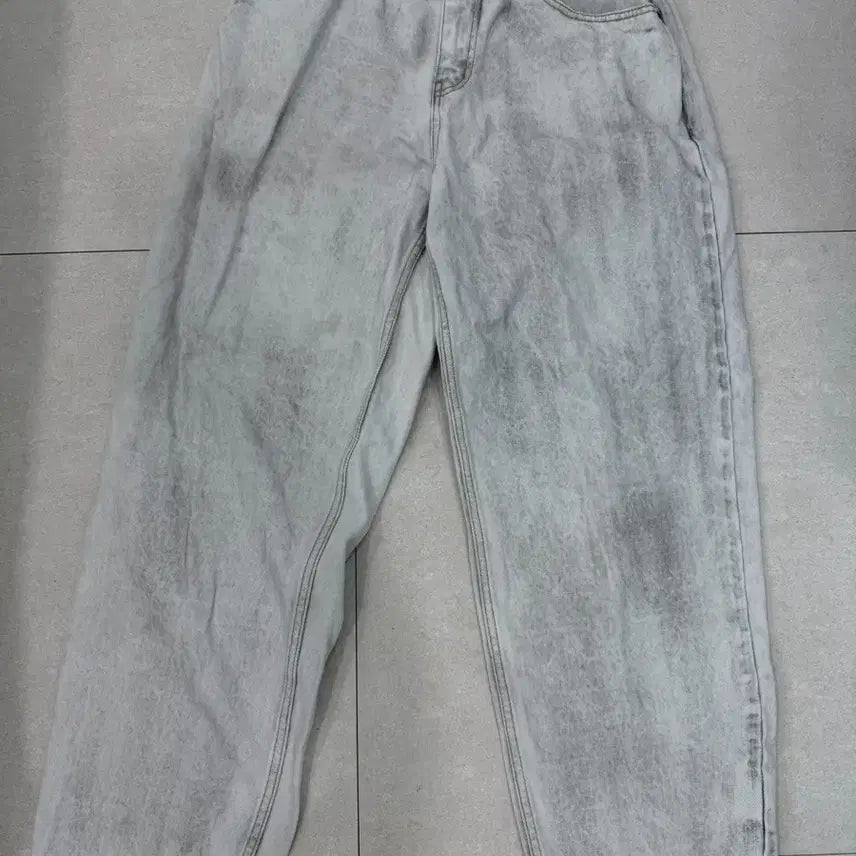 [BUNJANG] Weekenders Light Wash Denim Pants / 위켄더스 데님팬츠