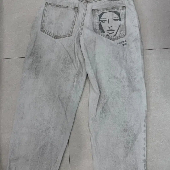 [BUNJANG] Weekenders Light Wash Denim Pants / 위켄더스 데님팬츠
