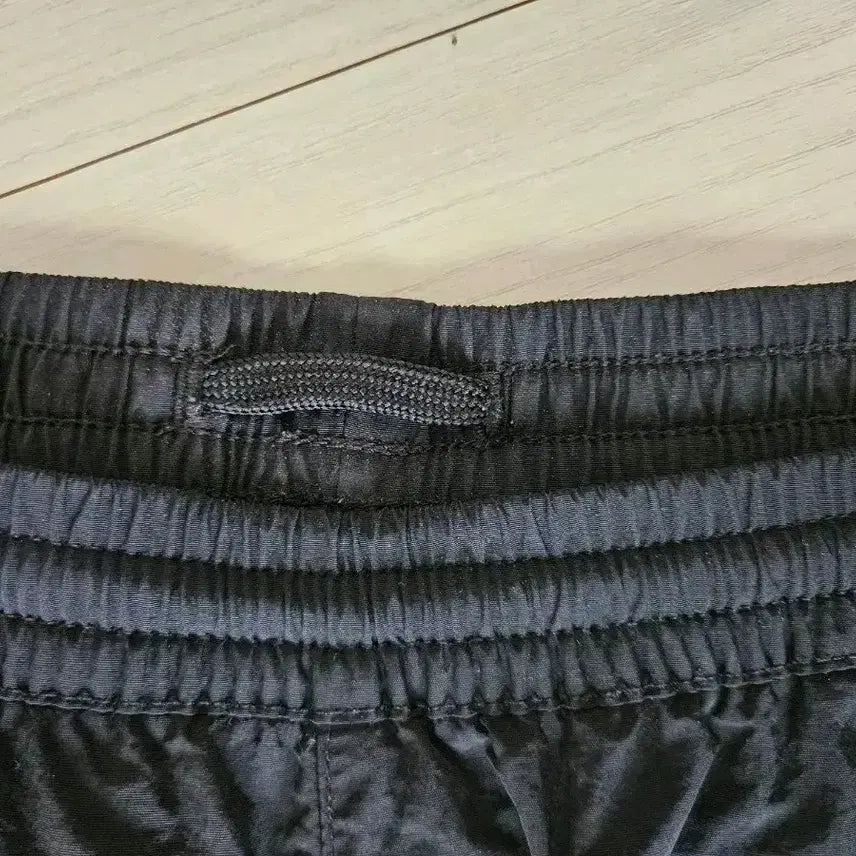 [BUNJANG] New Balance Heritage Woven Straight Pants M / 뉴발란스 UNI ESS 헤리티지 우븐 스트레이트 팬츠 M 80
