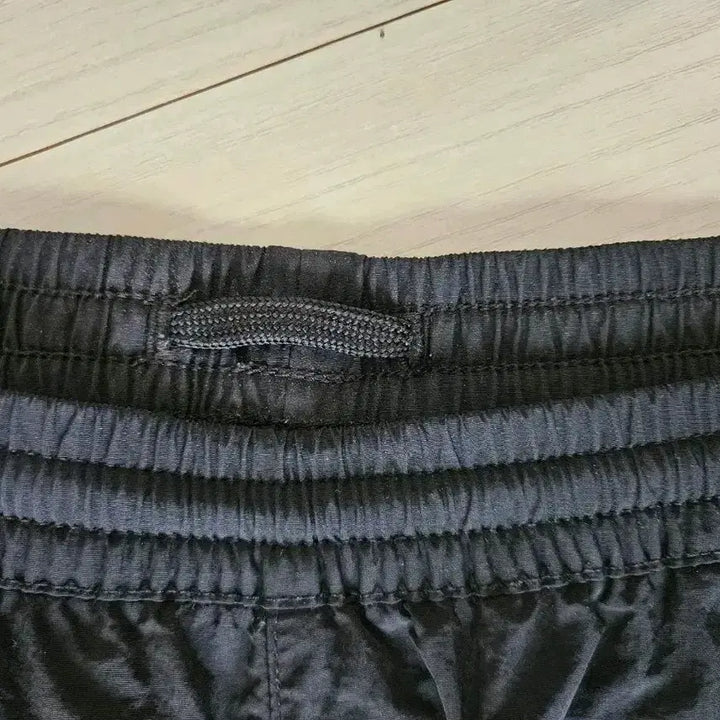 [BUNJANG] New Balance Heritage Woven Straight Pants M / 뉴발란스 UNI ESS 헤리티지 우븐 스트레이트 팬츠 M 80