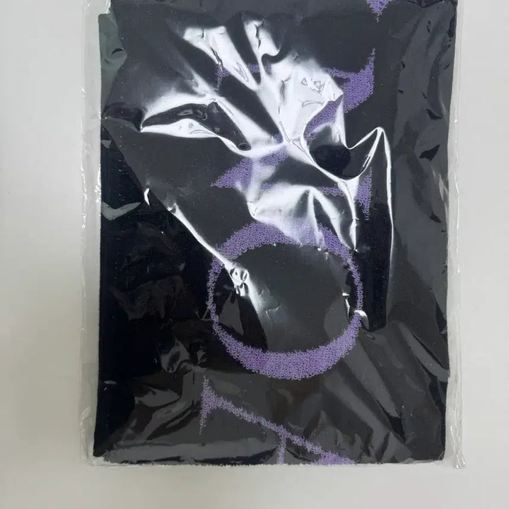 [BUNJANG] PLAVE Noah Japanese MD Towel (Unsealed) / 플레이브 노아 일본 MD 타올 수건 미개봉