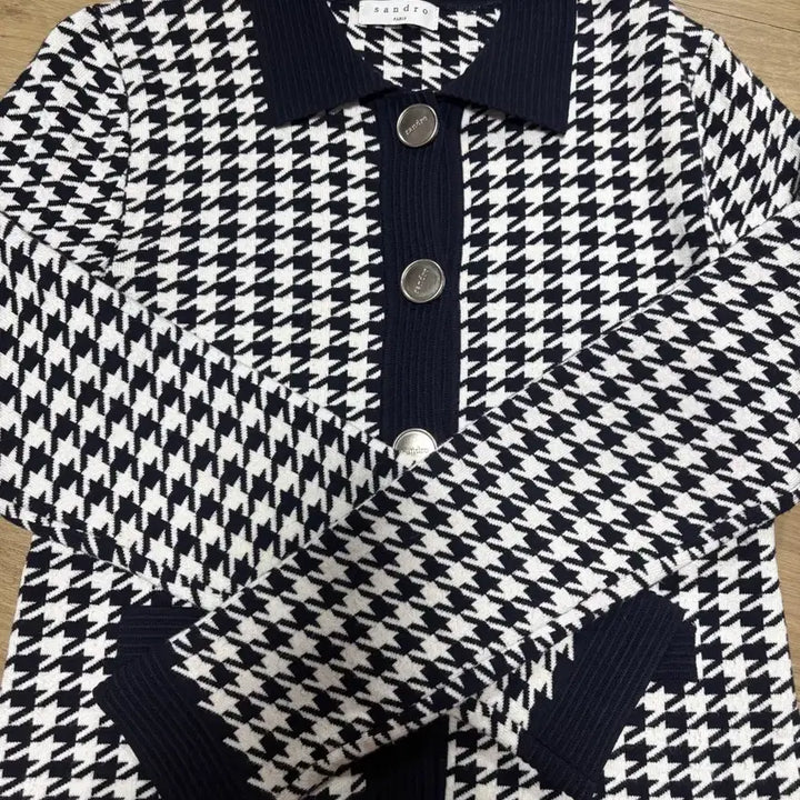 [BUNJANG] Sandro Houndstooth Check Color Block Cardigan / 산드로 하운드투스 체크 배색 가디건 80
